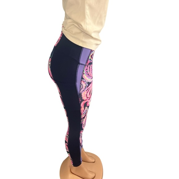 Lilly Pulitzer UPF 50+ Luxletic Weekender High Rise Midi Legging - Picture 6 of 9